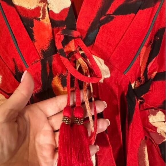 Band of the Free Red The High Priestess Floral Batwing Blouse Women Sz M - Picture 4 of 10